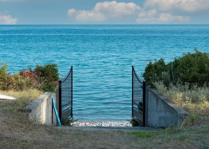 Alkea Beachfront Moles Kalives Halkidiki *